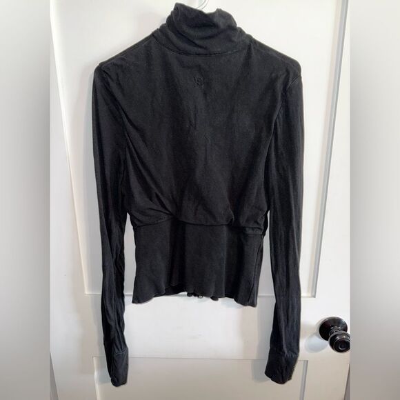 Danskin Black and White Swirl Pattern Jacket - Picture 3 of 6